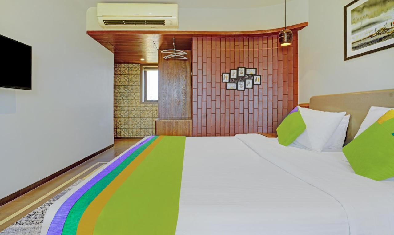 ทรีโบ เทรนด์ โอลีฟ เนสต์ Hotel มุมไบ ภายนอก รูปภาพ