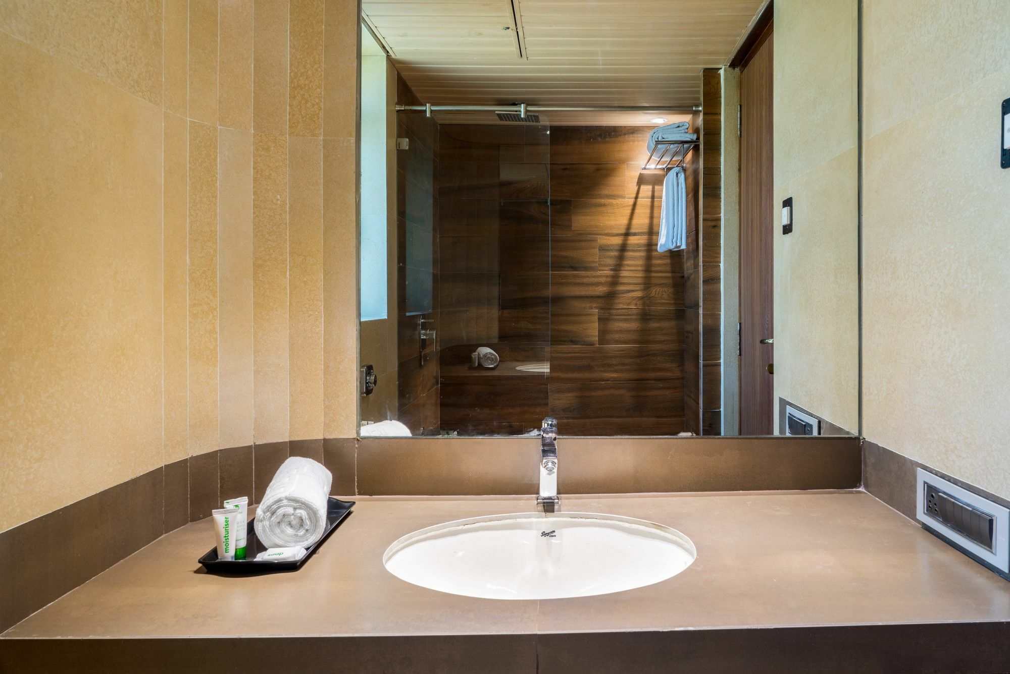 ทรีโบ เทรนด์ โอลีฟ เนสต์ Hotel มุมไบ ภายนอก รูปภาพ